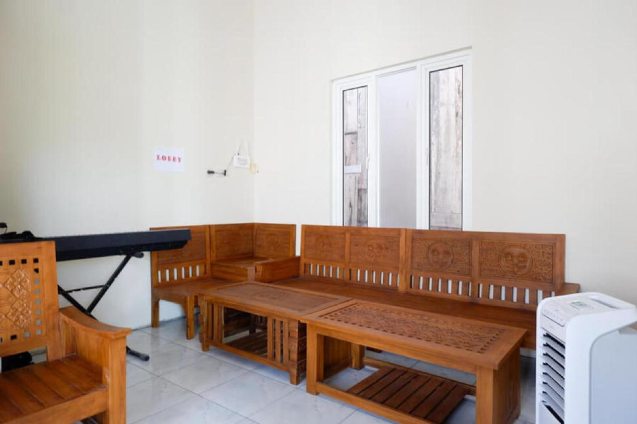 Hotel Reddoorz @ Jalan Raya Kaliwungu Selatan Kendal Extérieur photo