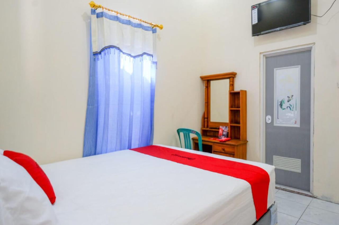 Hotel Reddoorz @ Jalan Raya Kaliwungu Selatan Kendal Extérieur photo